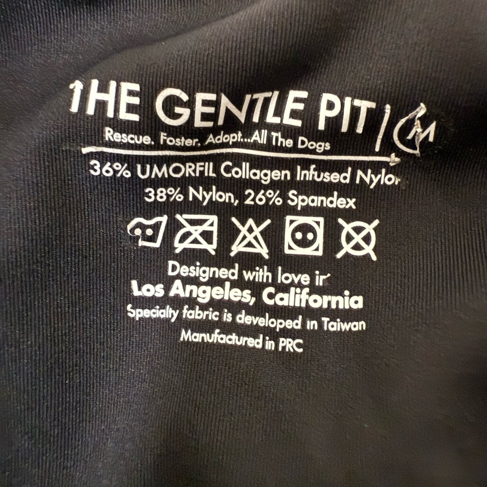The Gentle Pit Women's Black Leggings with Pocket - Picture 8 of 11